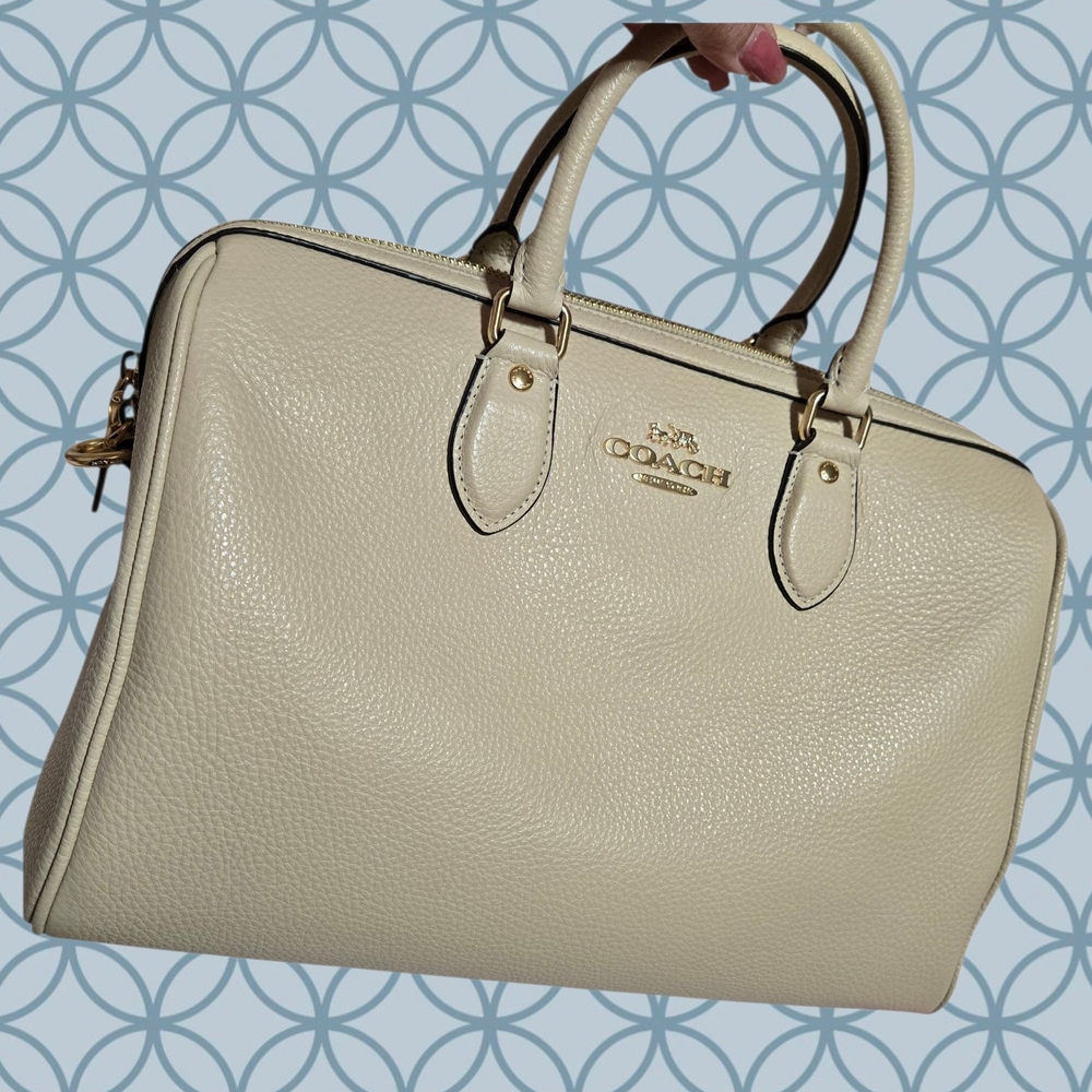 Coach Cream Leather Women's Bag - Picture 8 of 16